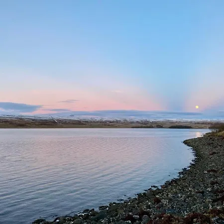 Apple Tree Hut, In A Private Garden Lodge
