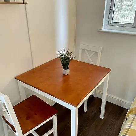 Hytte Apple Tree Hut, In A Private Garden Skipton