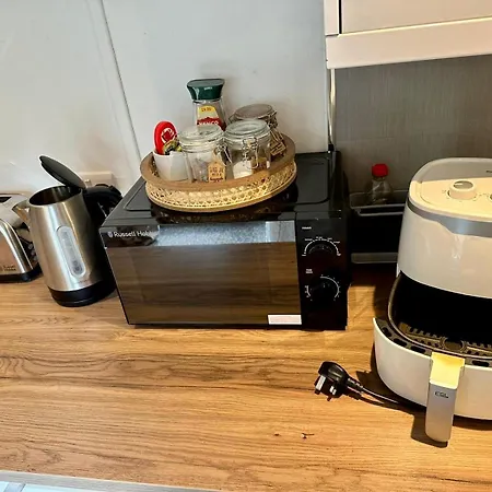 Apple Tree Hut, In A Private Garden Skipton