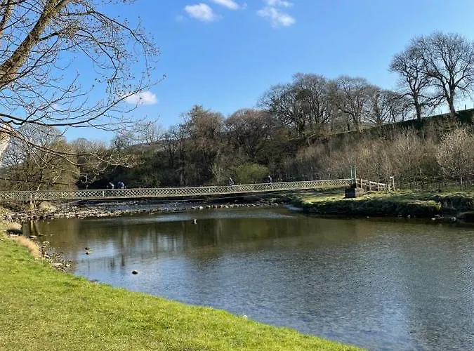 Apple Tree Hut, In A Private Garden